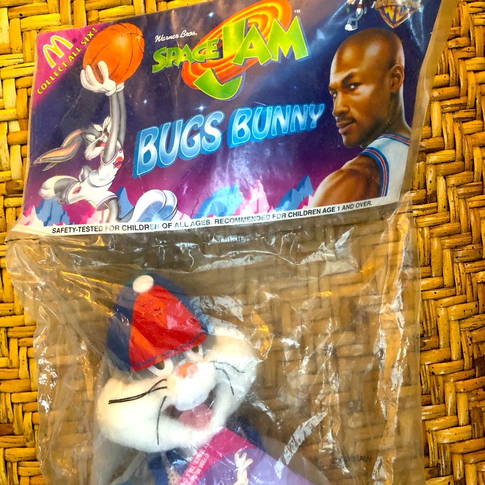 Warner Bros. collectible SPACE JAM, featuring BUGS BUNNY. Never opened.